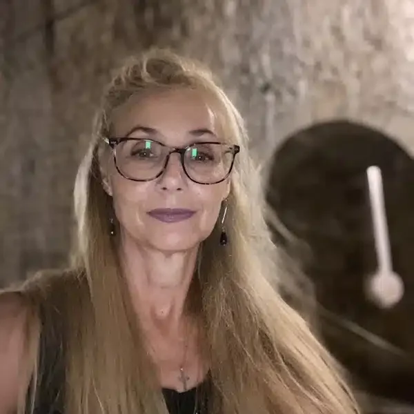 Elizabeth Kovan