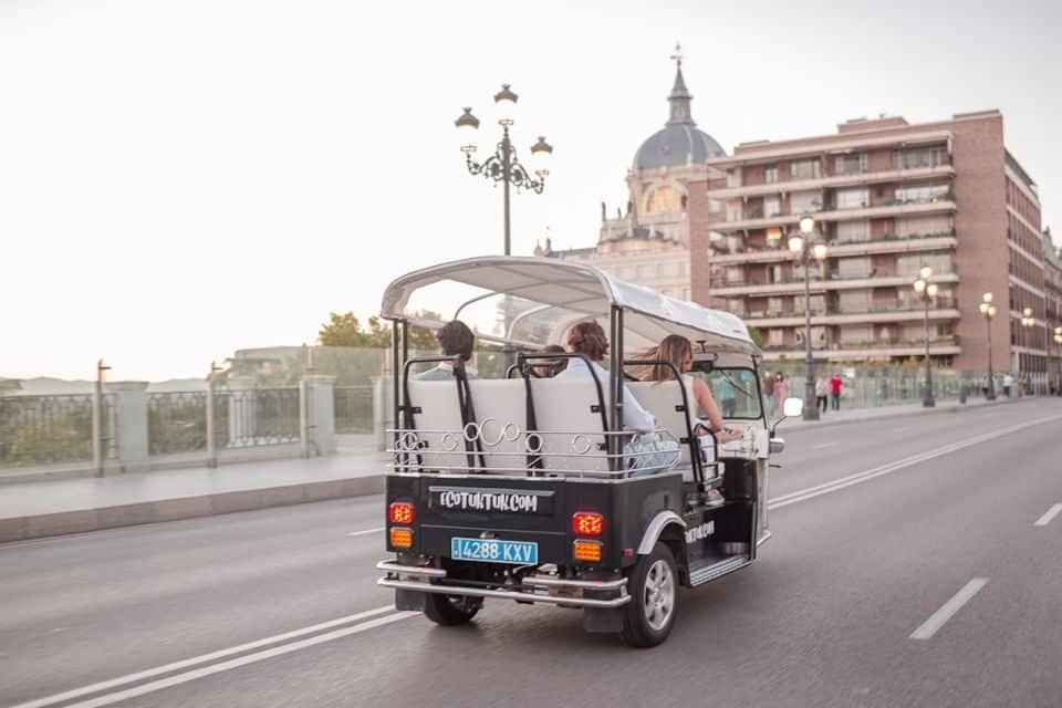 Обиколка на Мадрид с Tuk Tuk 2026