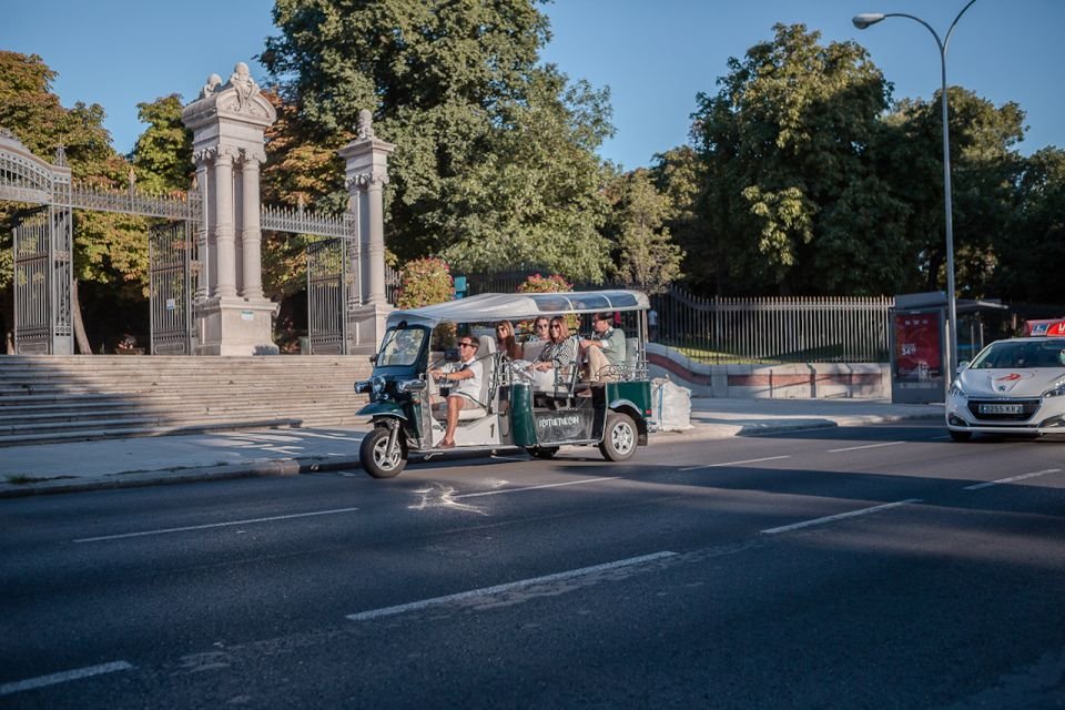 Обиколка на Мадрид с Tuk Tuk 2026