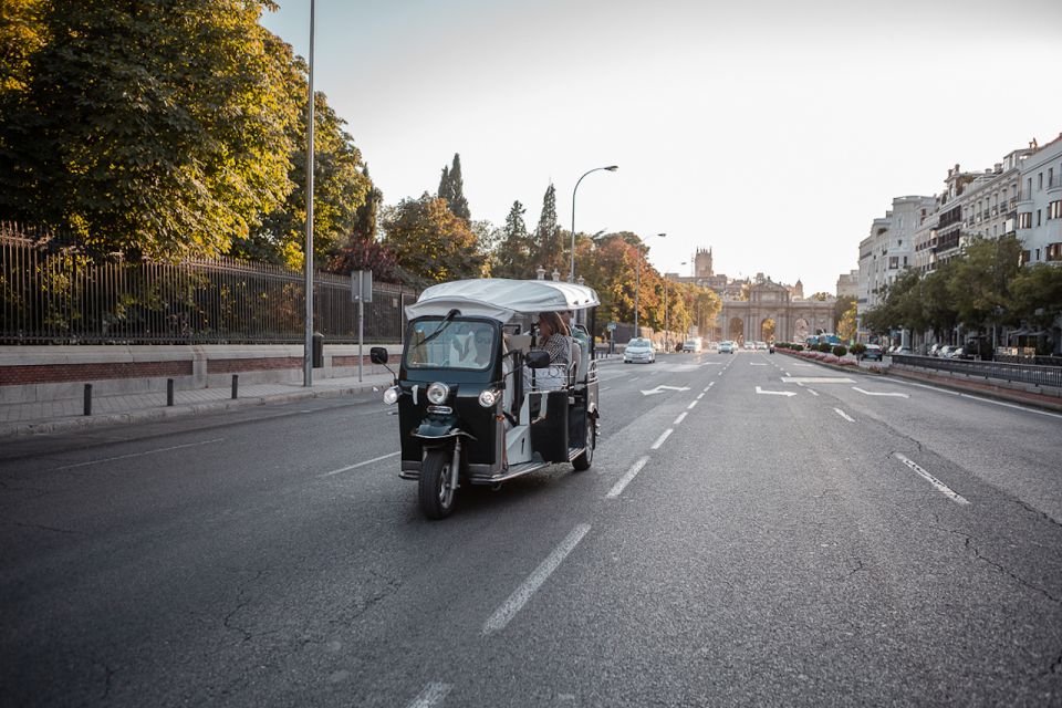 Обиколка на Мадрид с Tuk Tuk 2026
